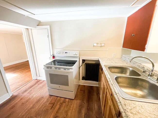 Foto del edificio - 705 E Seneca St