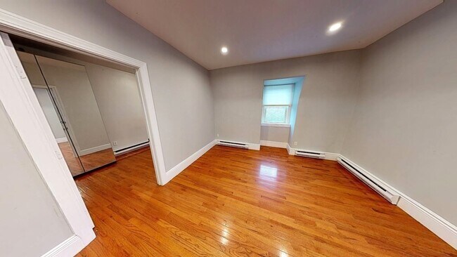 Building Photo - 41 Van Winkle St
