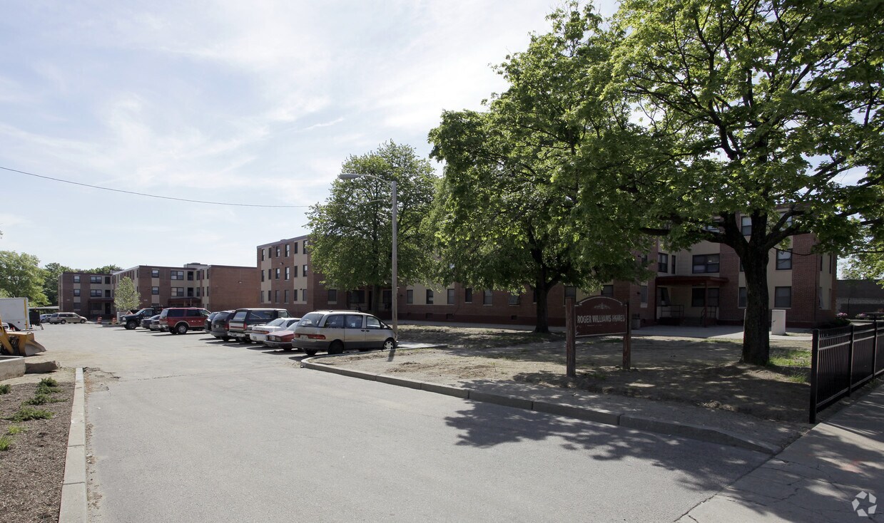 Roger Williams Homes Apartments in Providence, RI