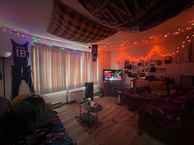 Foto del edificio - 915 Genrich St