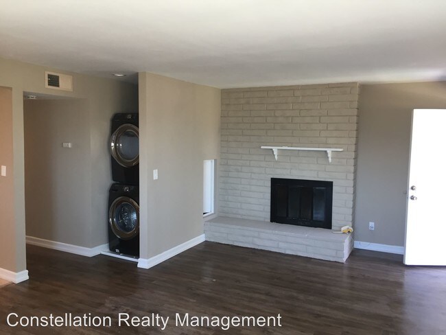 Building Photo - 1009 Dennstedt Ct