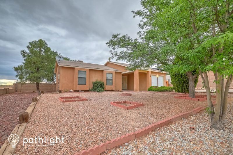 494 Apache Loop SW, Rio Rancho, NM, 87124 House Rental in Rio Rancho