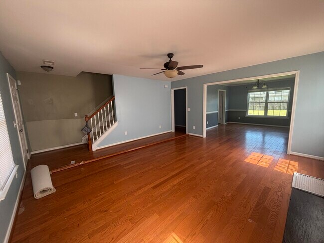 Foto del edificio - 575 Batty Way