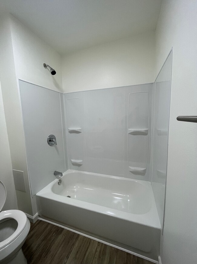 Building Photo - Viewpoint