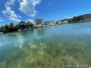 Building Photo - 2 br, 2 bath Condo - 8215 Crespi Blvd