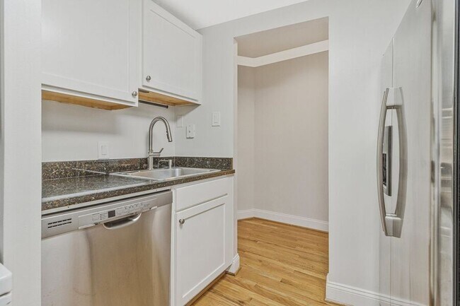 Foto del edificio - 1737 P St NW