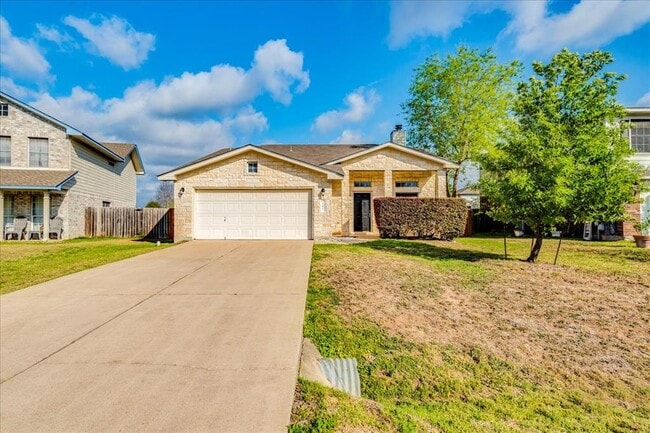 Building Photo - 267 Carolyns Way