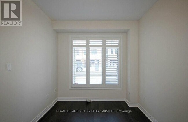 Building Photo - 3055 Preserve Dr