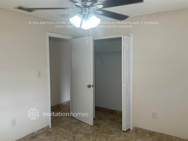 Foto del edificio - 446 Clemson Dr