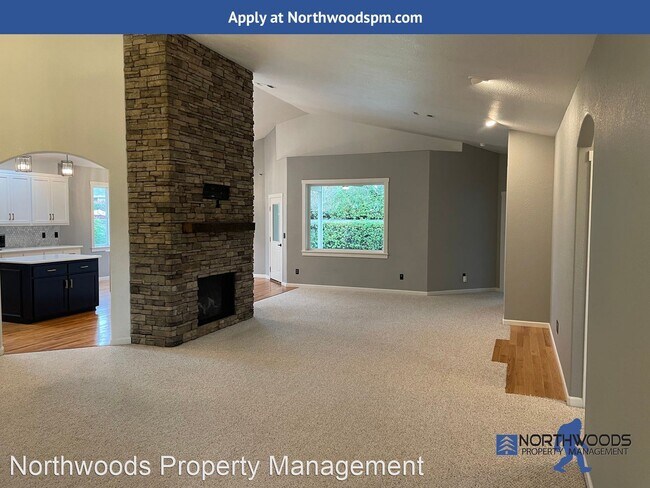 Foto del edificio - 4 br, 2 bath House - 780 Ridgeway