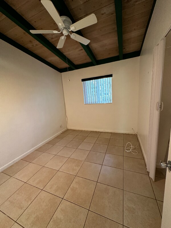 Building Photo - 1260 SW 28th Rd