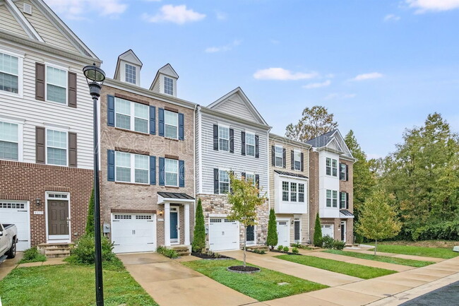 Photo - 8605 Sweet Rose Ct Townhome