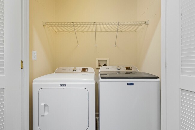 Foto del edificio - 613 Spectator Ave