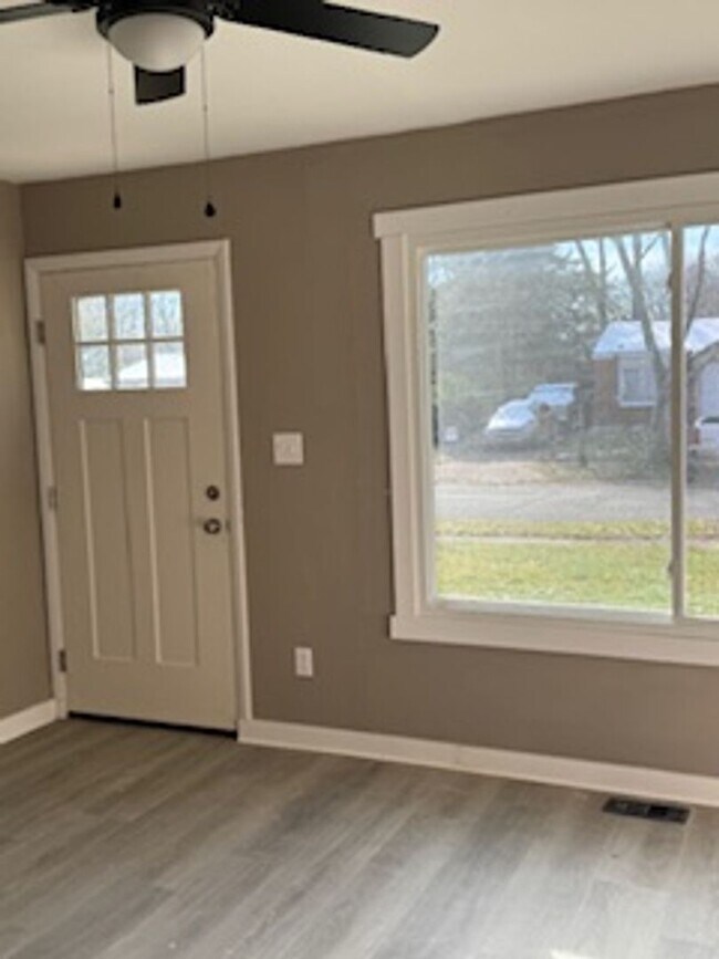 Building Photo - 4445 Engleka Ct