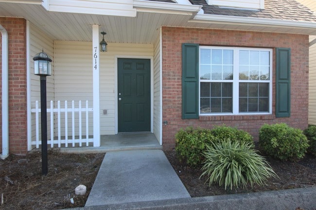 Building Photo - 7614 Emory Cove Way