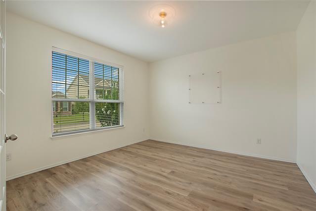 Building Photo - 1513 Emerald Tree Pl