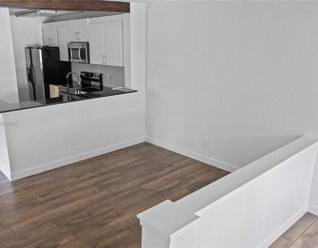 Building Photo - 1725 Palm Cove Blvd