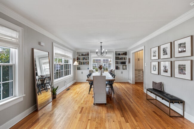 Building Photo - 507 Georgetown Rd NW