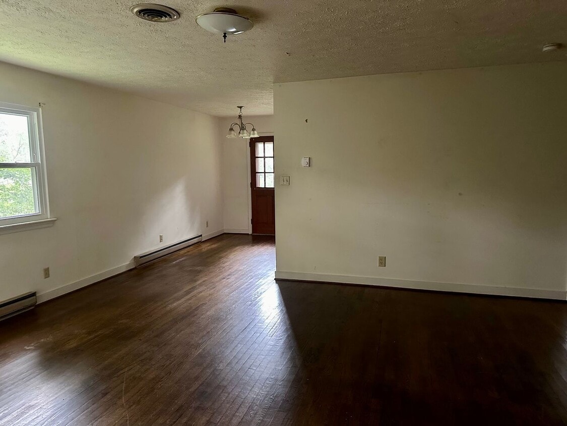 Primary Photo - 238 Sunset Ave