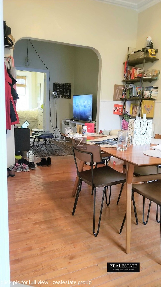 Building Photo - 123 2nd Pl