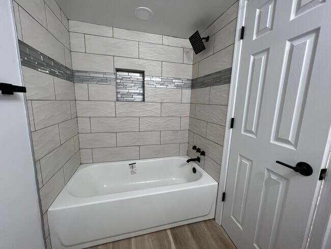 Building Photo - 6374 Birch Leaf Ct