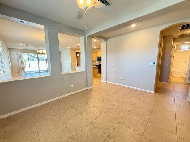 Building Photo - 15170 W Pierce St