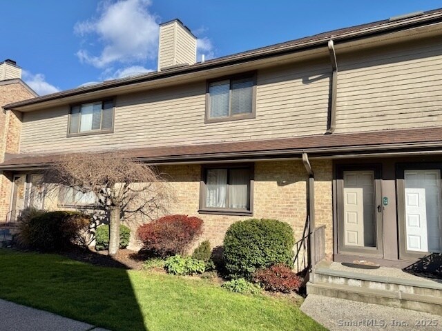 Building Photo - 2289 Bedford St