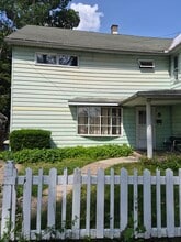Building Photo - 182 Golden Ave