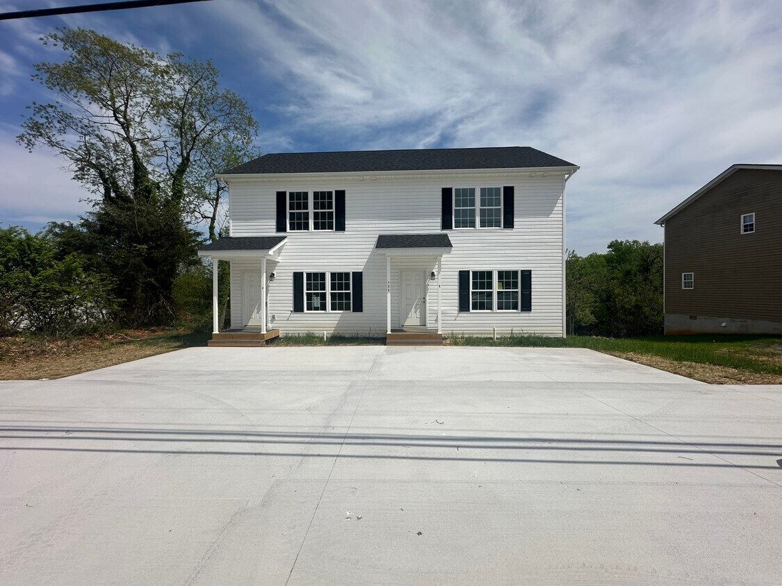 Primary Photo - Spacious townhouse in Bedford! Brand new!