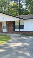 Building Photo - 807 Sandpiper Dr