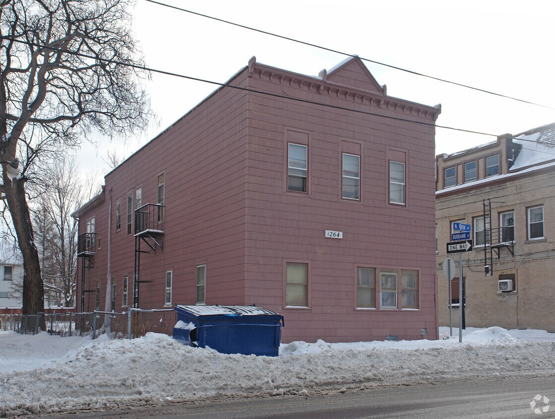 Primary Photo - 1264 N Clinton Ave