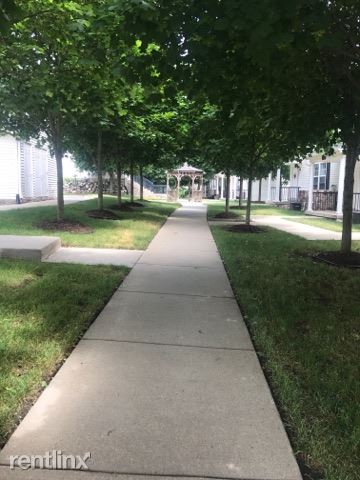 Foto del edificio - 930 Creekwood Ln