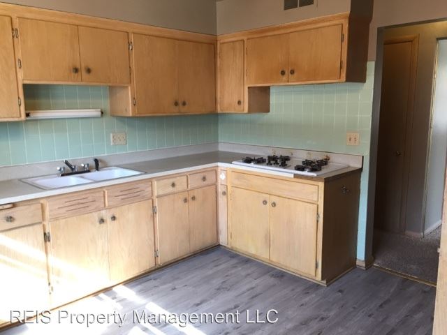 Building Photo - 4055 N 69th St