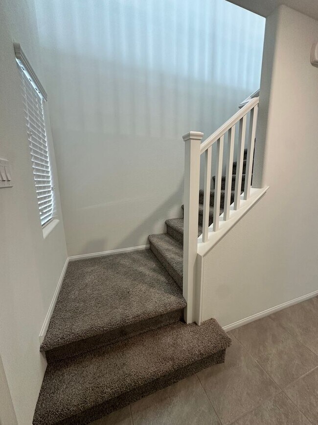 Foto del edificio - COMING SOON!!  New Construction, 3 Bed, 2 Bath Townhome in Union Square