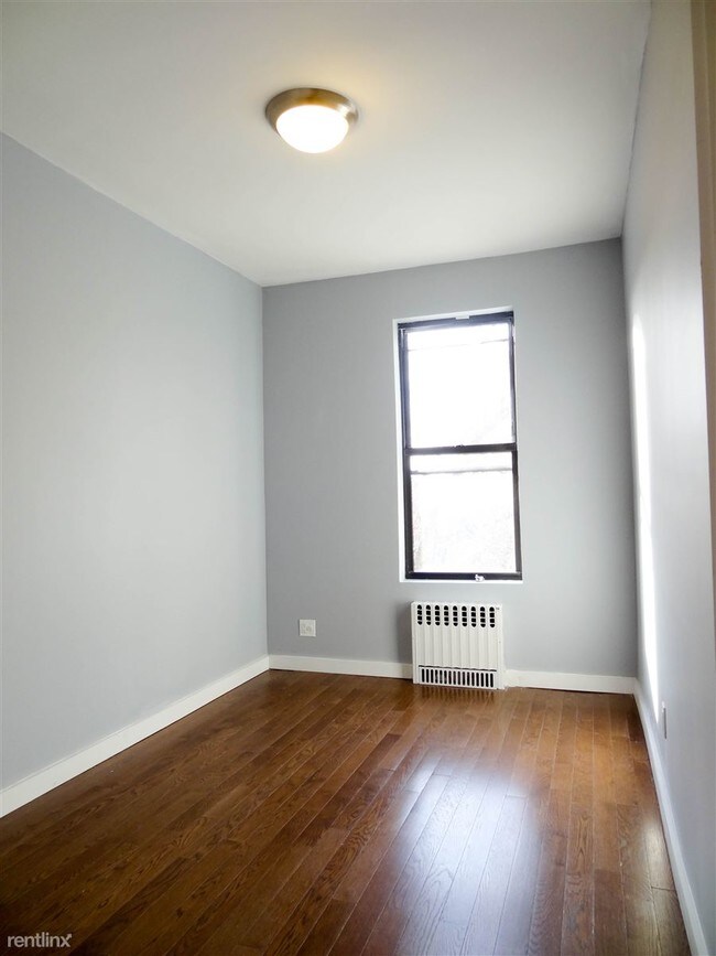 Building Photo - 776 Rogers Ave