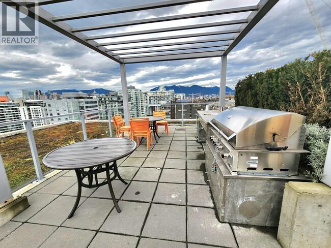 Photo du bâtiment - 180 E 2nd Ave
