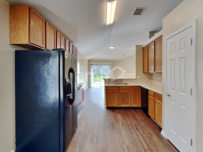 Foto del edificio - 732 Timbermill Ln