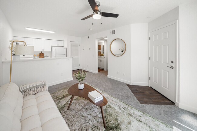 Foto del edificio - Woodlands Village Apartments