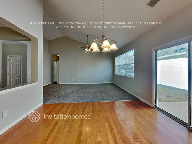 Building Photo - 3917 Cutler Donahoe Way