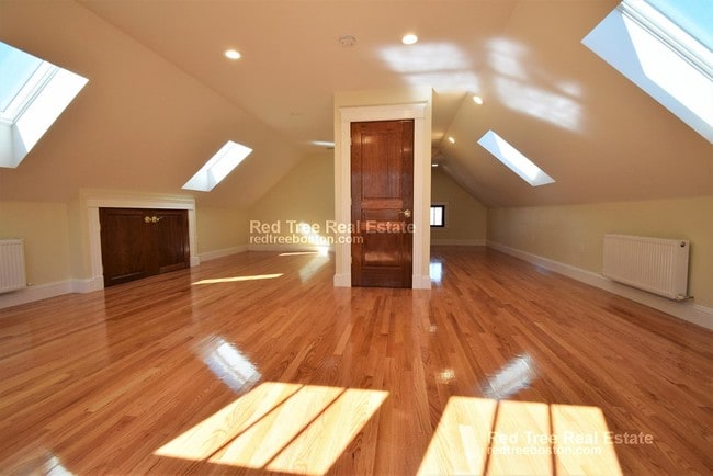 Building Photo - 44 Gerrish St