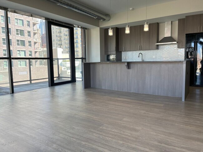 Foto del edificio - 211 W Scott St