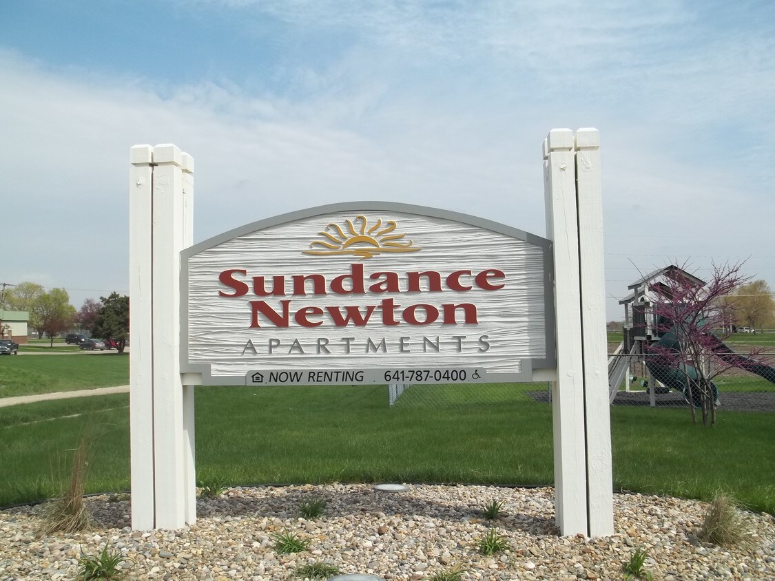 210 E 28th St N, Newton, IA 50208 Apartments in Newton, IA