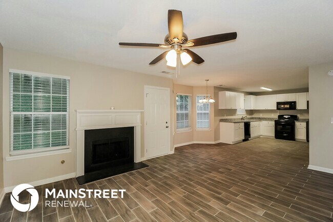 Building Photo - 6251 Village Trace