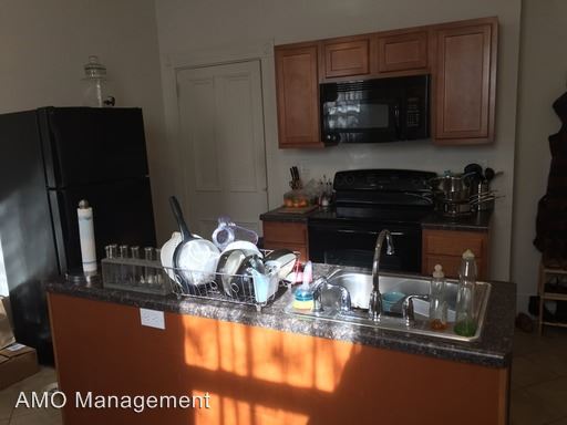 Foto del edificio - 1608 Lowrie St