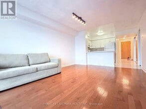 Building Photo - 4968 Yonge St