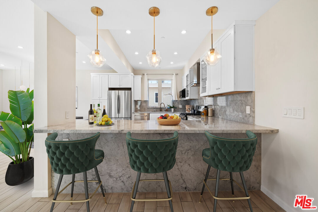Foto principal - 1654 Greenfield Ave
