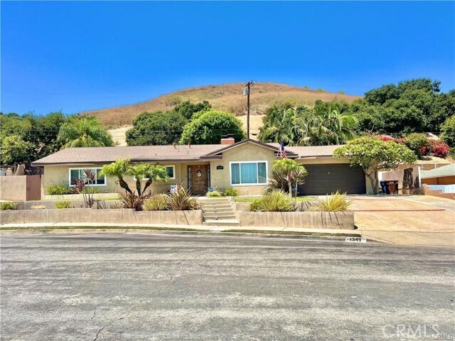 Primary Photo - 1349 Beech Hill Ave