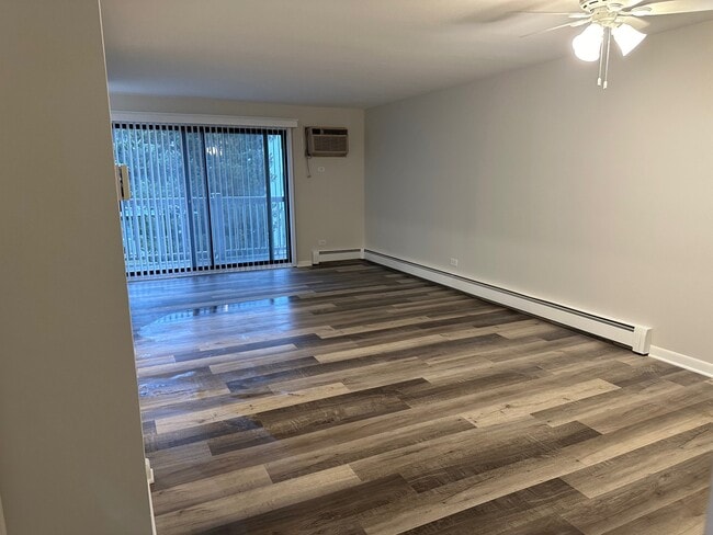 Foto del edificio - 249 N Gregory St