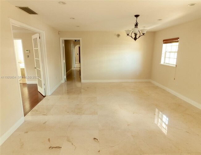 Foto del edificio - 6384 SW 31st St