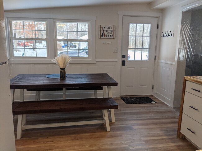 Foto del edificio - 4421 Arrow Ln